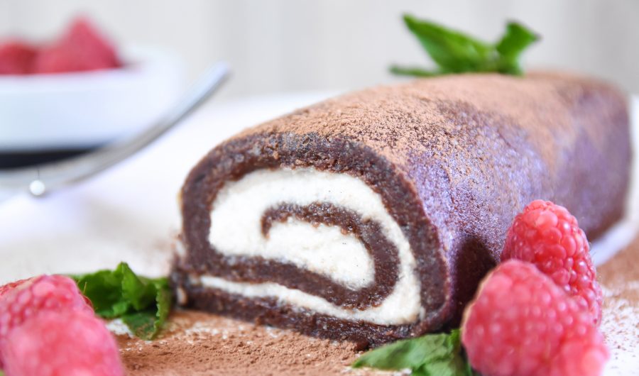 Raw Vegan Chocolate Swiss Roll