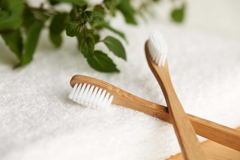 4 Professional Tips For A Bright & Healthy Smile