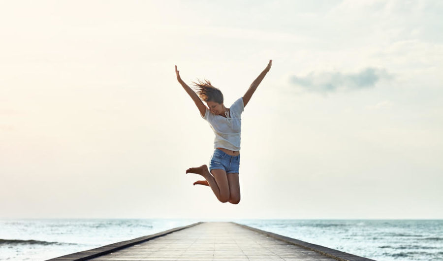 The Essential Supplement Guide to a Happy, Healthy and Glowing You