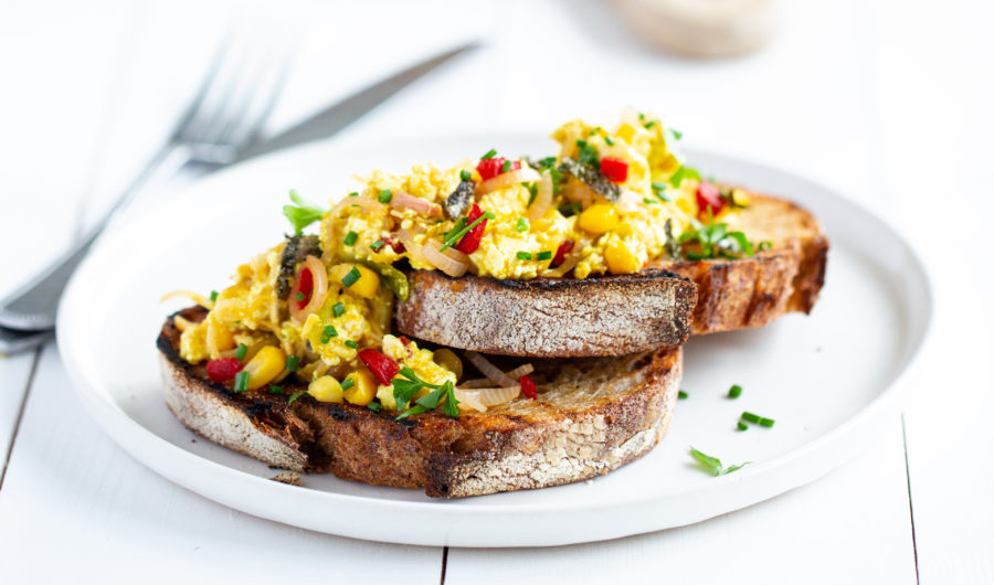 This Is How To Make Tofu Scramble Taste Good!