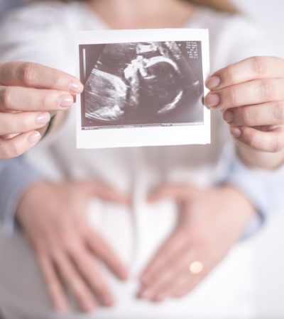 Beauty Writer, Frankie, Shares Her COVID Birth Story