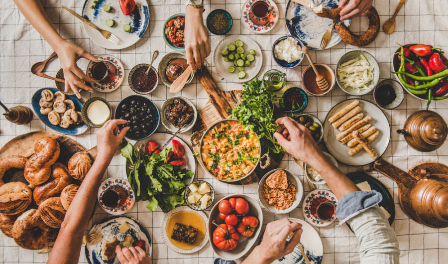 10 Ways to Prep Your Gut and Liver for the Festive Season