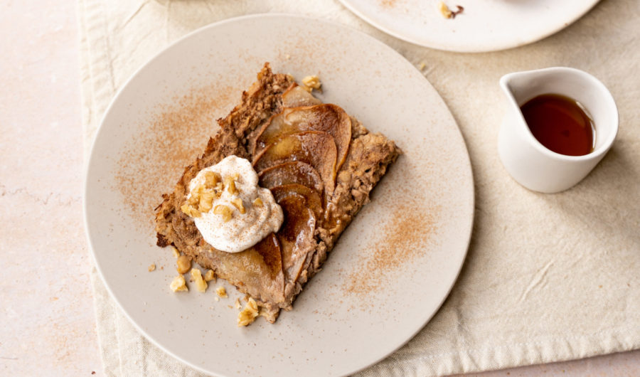 Spiced Walnut & Pear Baked Oats