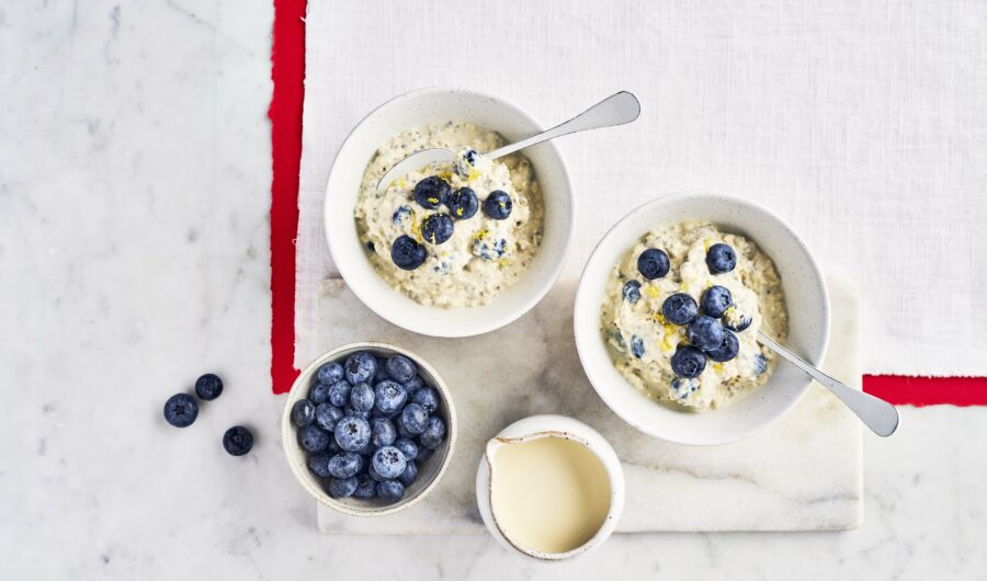 Lemon and blueberry overnight oats