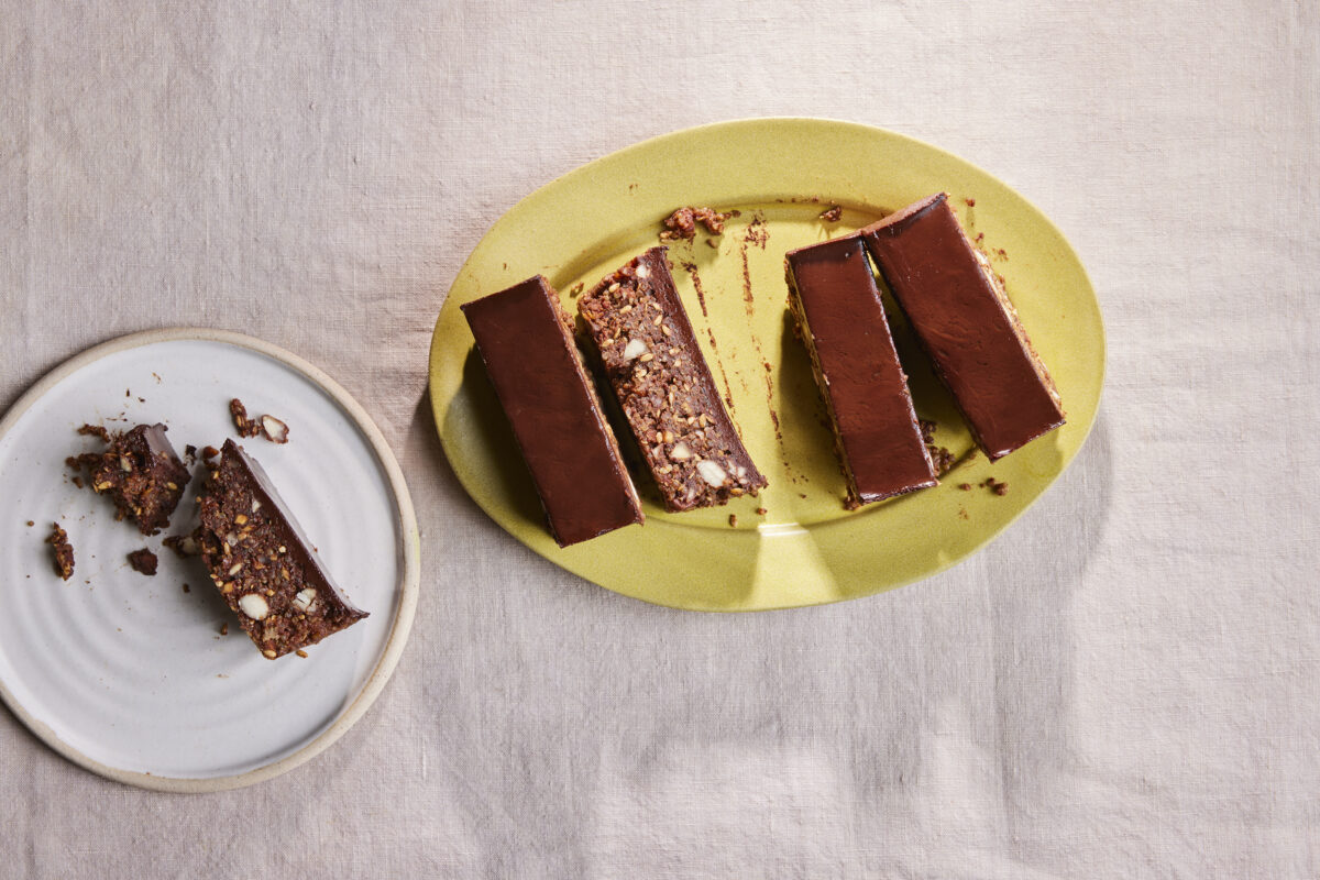 Dark chocolate crunch bars