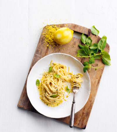 spaghetti-with-lemon-pesto